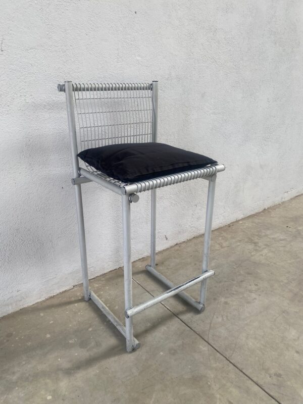 Sgabello alto grigio in metallo SV010 - immagine 5